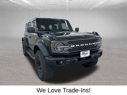 New 2026 Ford Bronco Badlands image 2