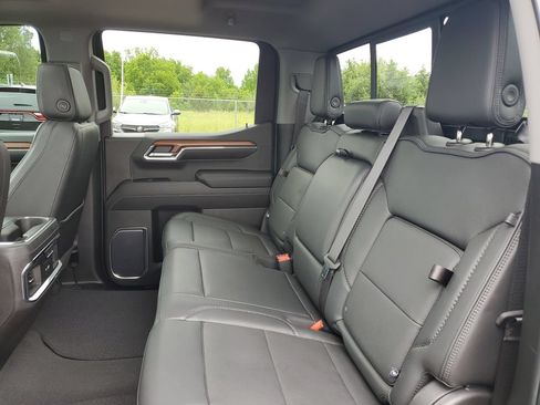 Used 2023 GMC Sierra 1500 Denali w/ Denali Reserve Package AWD/4WD image 29