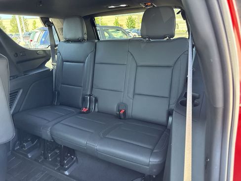 Used 2022 Chevrolet Tahoe LT w/ LT Signature Package AWD/4WD image 13