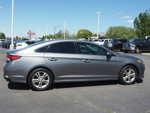 Used 2018 Hyundai Sonata Limited w/ Cargo Package FWD image 8