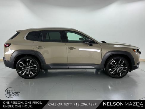 Certified 2025 MAZDA CX-50 AWD 2.5 Turbo w/ Premium Pkg image 5