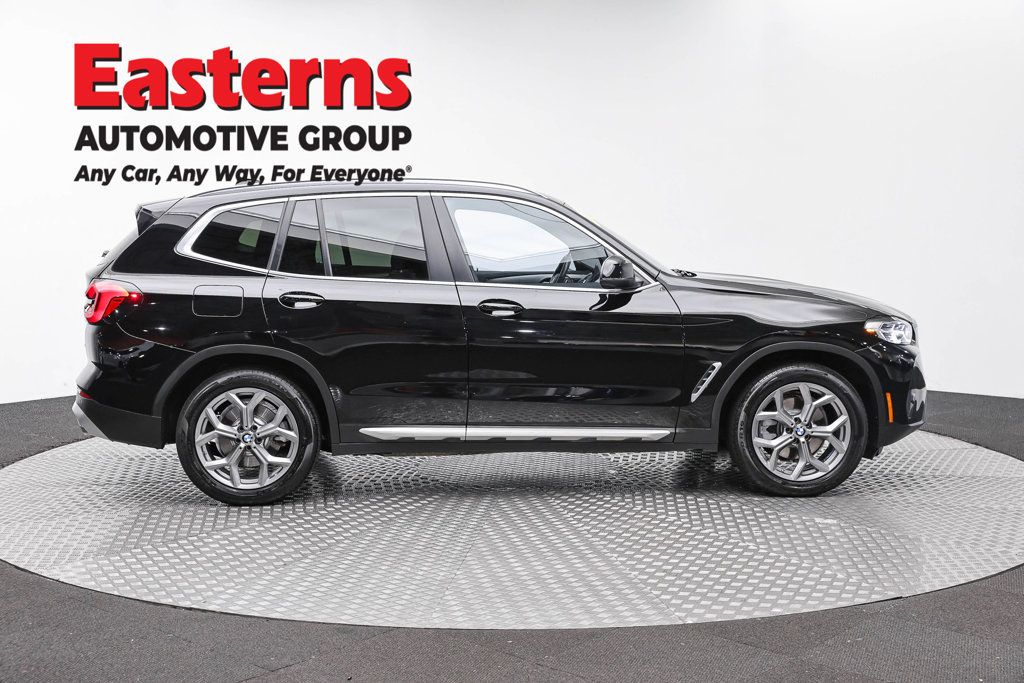 Used 2024 BMW X3 xDrive30i w/ Premium Package AWD/4WD image 4