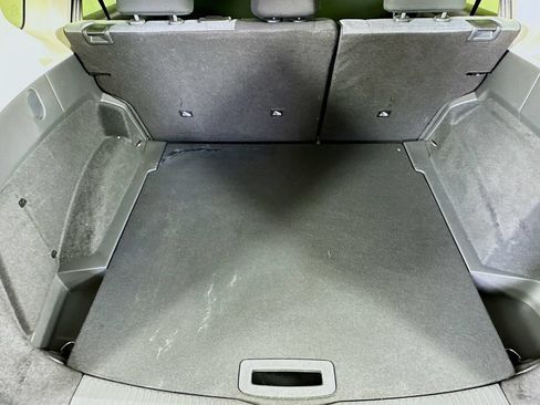 Certified 2023 Nissan Rogue SV AWD/4WD image 33