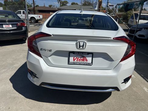 Used 2020 Honda Civic EX image 5