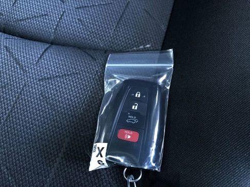 New 2025 Toyota RAV4 XLE image 33