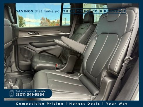 New 2025 Jeep Grand Cherokee L Limited w/ Trailer Tow Package image 25