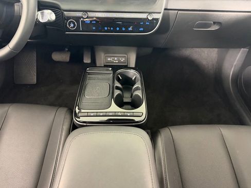 Used 2025 Hyundai Ioniq 5 SEL RWD image 17