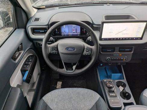 Used 2025 Ford Maverick XLT w/ XLT Luxury Package FWD image 17