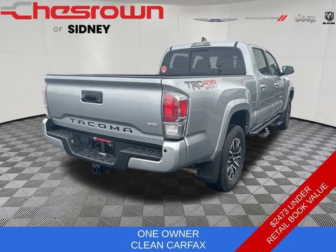 Used 2022 Toyota Tacoma TRD Sport image 5