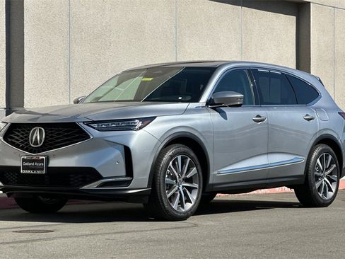 Certified 2025 Acura MDX w/ Technology Package image 9
