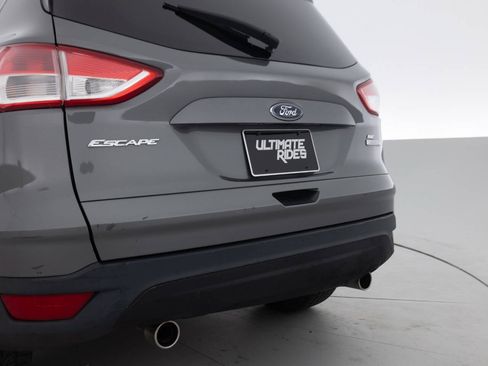 Used 2013 Ford Escape SE FWD image 17