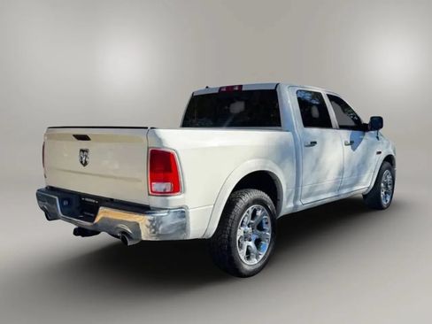 Used 2018 RAM 1500 Laramie AWD/4WD image 8