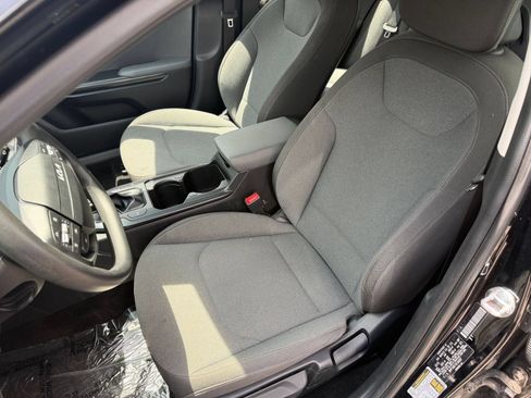 Used 2025 Kia K4 FWD image 35