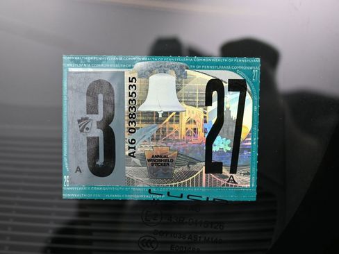 Used 2024 Lucid Air Pure image 8