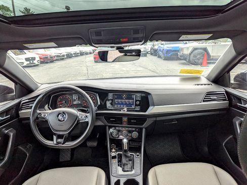 Used 2020 Volkswagen Jetta R-Line image 41