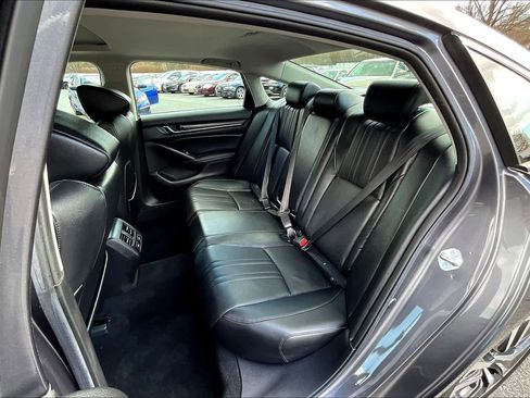 Used 2022 Honda Accord EX-L image 19