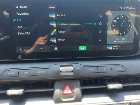 Used 2025 Kia K4 FWD image 25