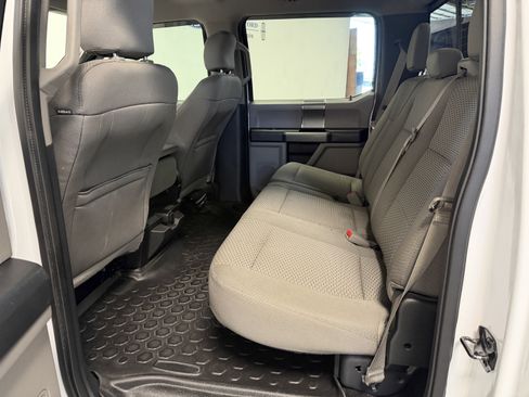 Used 2015 Ford F150 XLT w/ Equipment Group 302A Luxury image 17