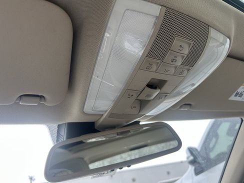 Used 2014 Mercedes-Benz C 300 4MATIC Sedan image 24