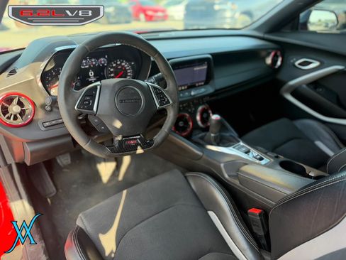 Used 2019 Chevrolet Camaro SS RWD image 12