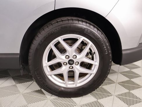 Used 2024 Ford Edge SEL image 2