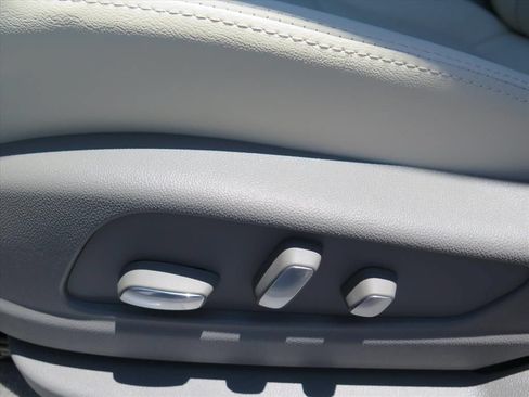 New 2026 Cadillac XT5 Premium Luxury w/ Driver Assist Package FWD image 12
