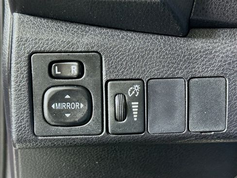 Used 2016 Toyota Corolla S image 16