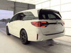 Used 2025 Honda Odyssey Sport-L image 7