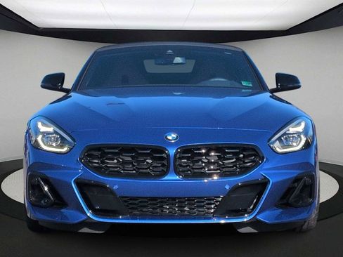 Used 2025 BMW Z4 M40i w/ Premium Package image 3