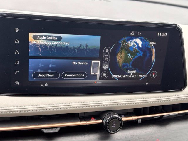 Used 2024 Nissan Ariya AWD image 22
