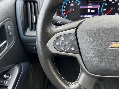 Used 2021 Chevrolet Colorado Z71 w/ Safety Package image 27