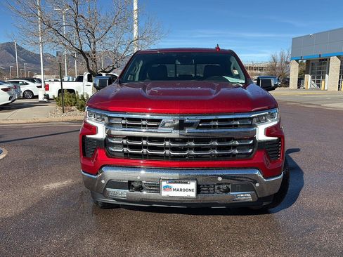 Used 2023 Chevrolet Silverado 1500 LTZ image 2