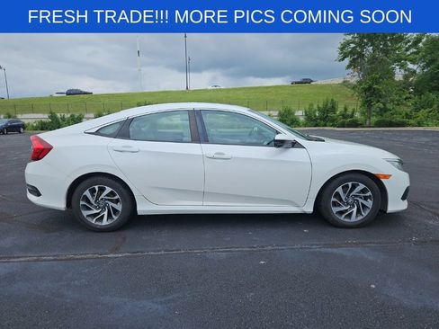 Used 2016 Honda Civic EX image 6