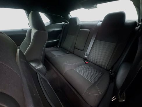 Used 2017 Dodge Challenger SXT RWD image 25