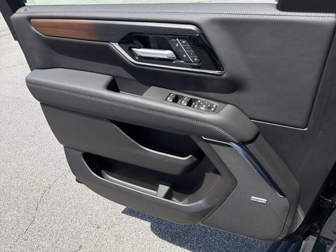 New 2026 GMC Yukon XL Denali w/ Sun & Power Step Package RWD image 13