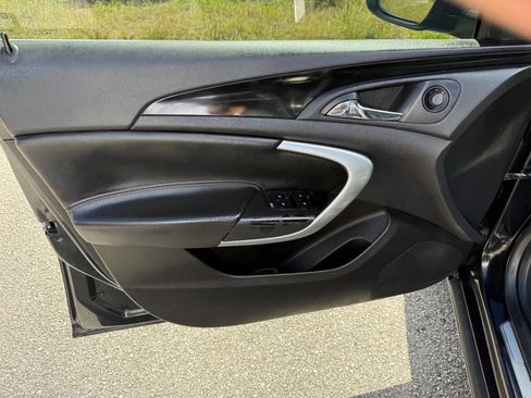 Used 2012 Buick Regal Premium image 38