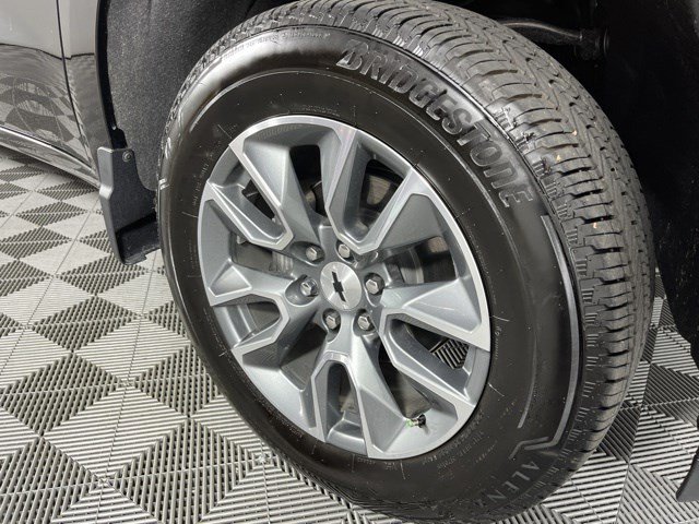 Used 2025 Chevrolet Silverado 1500 RST AWD/4WD image 12