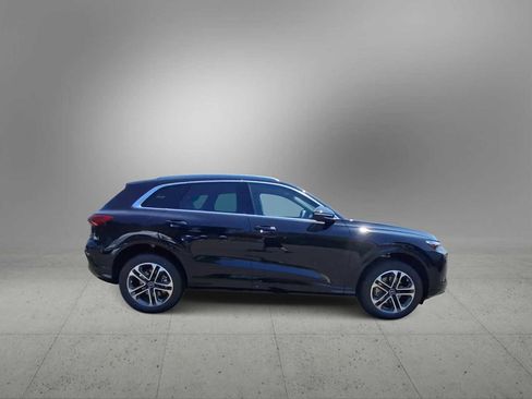 New 2025 Audi Q5 Premium image 9