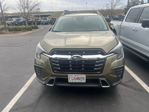 Used 2023 Subaru Ascent Touring image 1