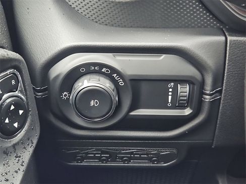 New 2025 Jeep Wrangler Unlimited Rubicon 392 image 18