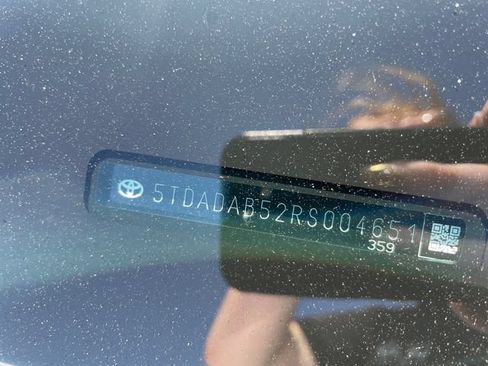 Used 2024 Toyota Grand Highlander AWD Hybrid image 11