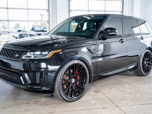 Used 2019 Land Rover Range Rover Sport HST image 11
