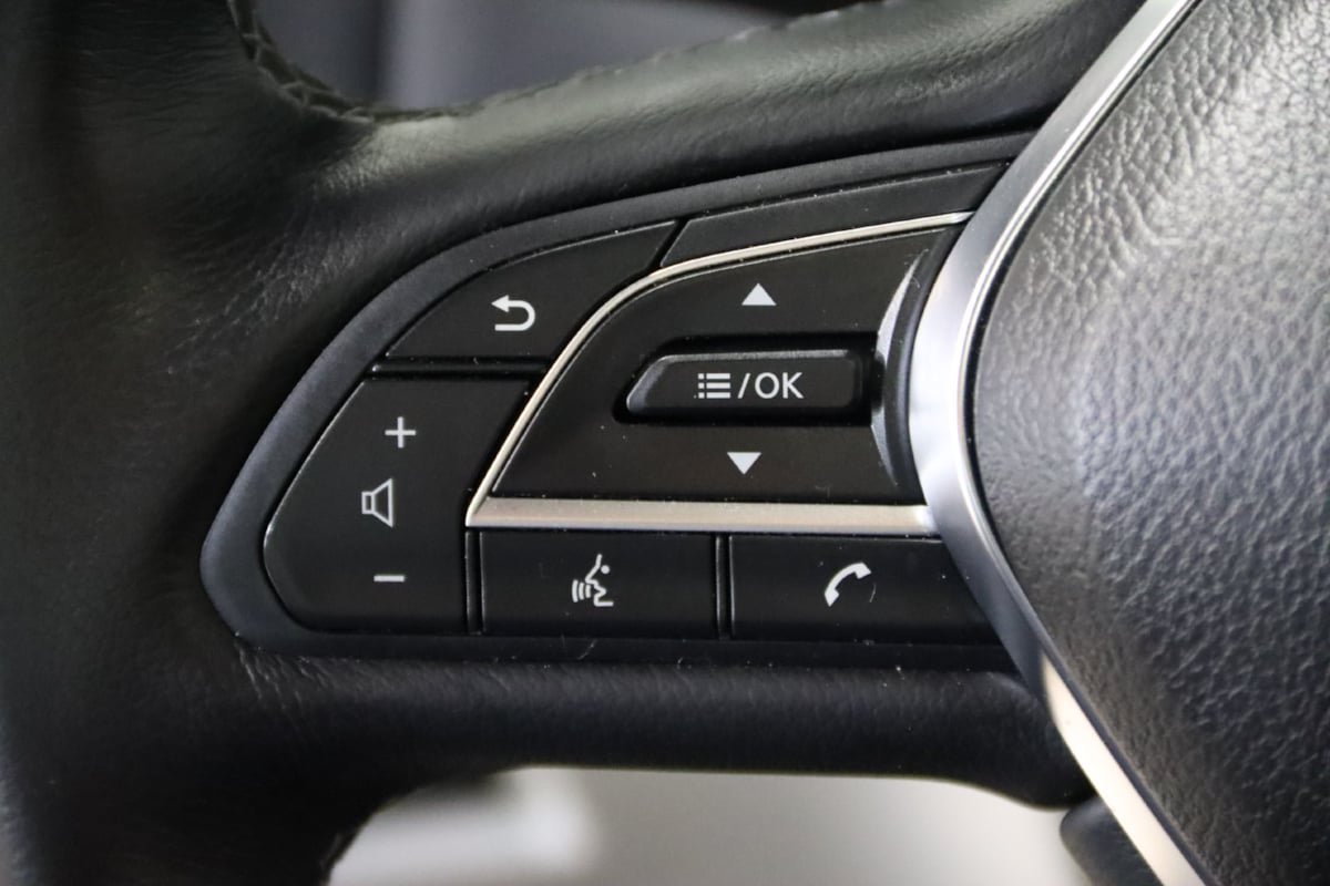 Used 2024 INFINITI Q50 Luxe AWD/4WD image 17
