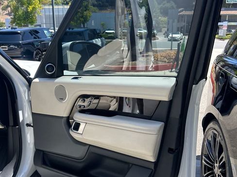 Used 2020 Land Rover Range Rover HSE AWD/4WD image 16