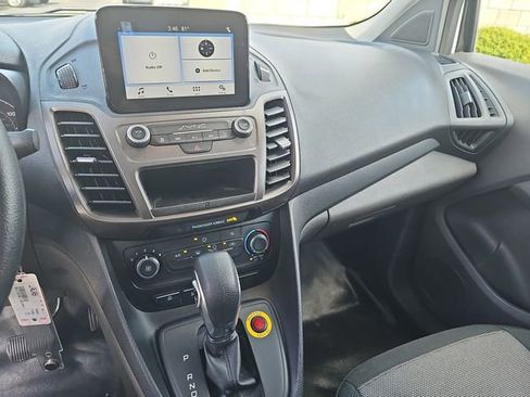 Used 2020 Ford Transit Connect XL image 22