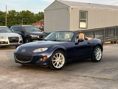 Used 2010 MAZDA MX-5 Miata Grand Touring w/ Premium Pkg RWD image 1