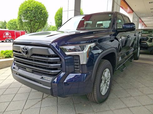 New 2026 Toyota Tundra SR5 AWD/4WD image 2