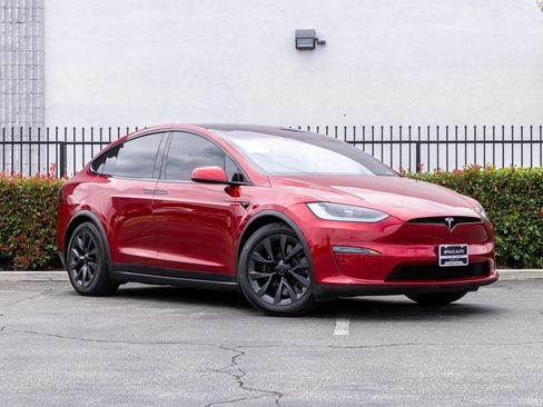 Used 2023 Tesla Model X AWD/4WD image 17