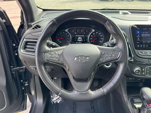 Used 2022 Chevrolet Equinox RS w/ RS Leather Package image 12