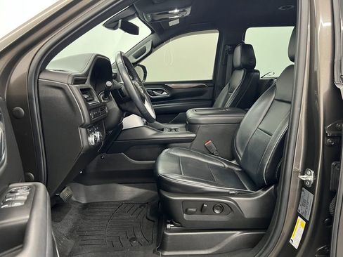 Used 2021 GMC Yukon SLE image 4